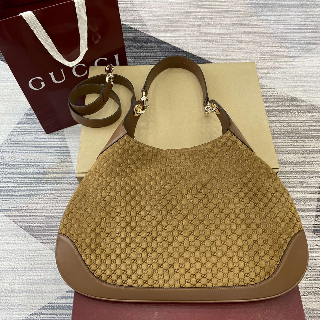 Gucci 834981 Gucci B medium Shoulder Bag Brown velvet embossed
