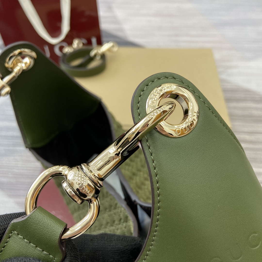 Gucci 834981 Gucci B medium Shoulder Bag Dark green