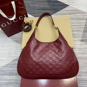 Gucci 834981 Gucci B medium Shoulder Bag Red Leather - Default Title - View 1