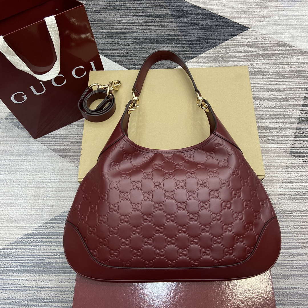 Gucci 834981 Gucci B medium Shoulder Bag Red Leather