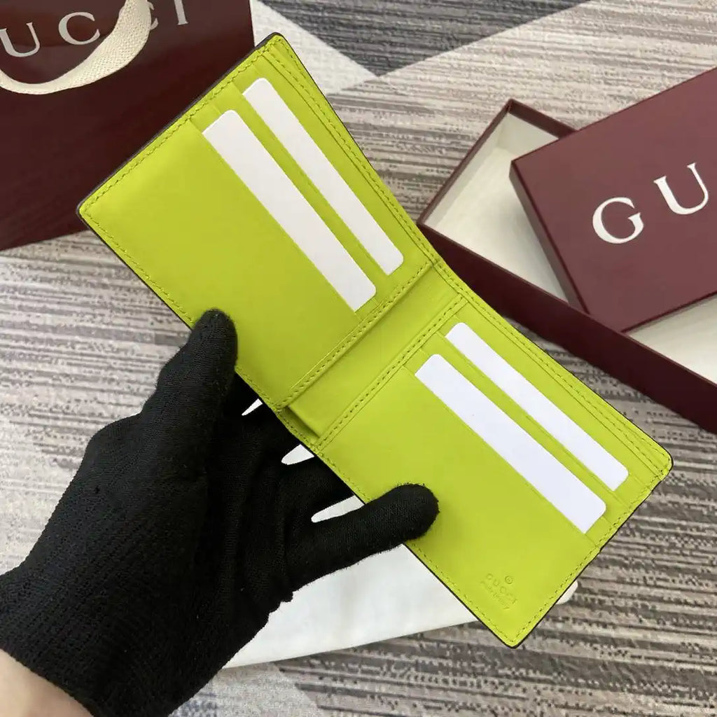 Gucci 835002 Gucci Imprint coin wallet Green