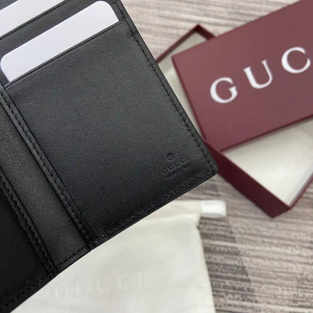 Gucci 835011 Gucci Imprint long card case Black