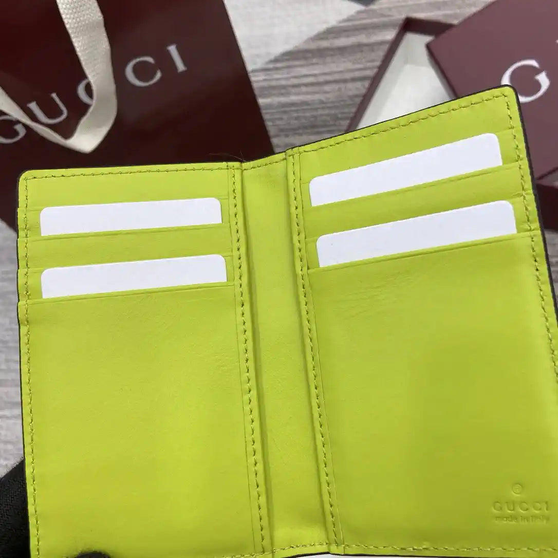 Gucci 835011 Gucci Imprint long card case Green