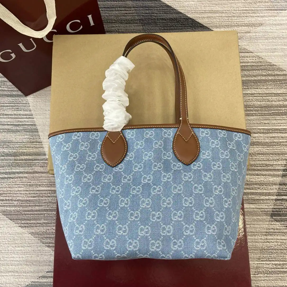 Gucci 820496 Gucci Totissima Small tote bag Blue