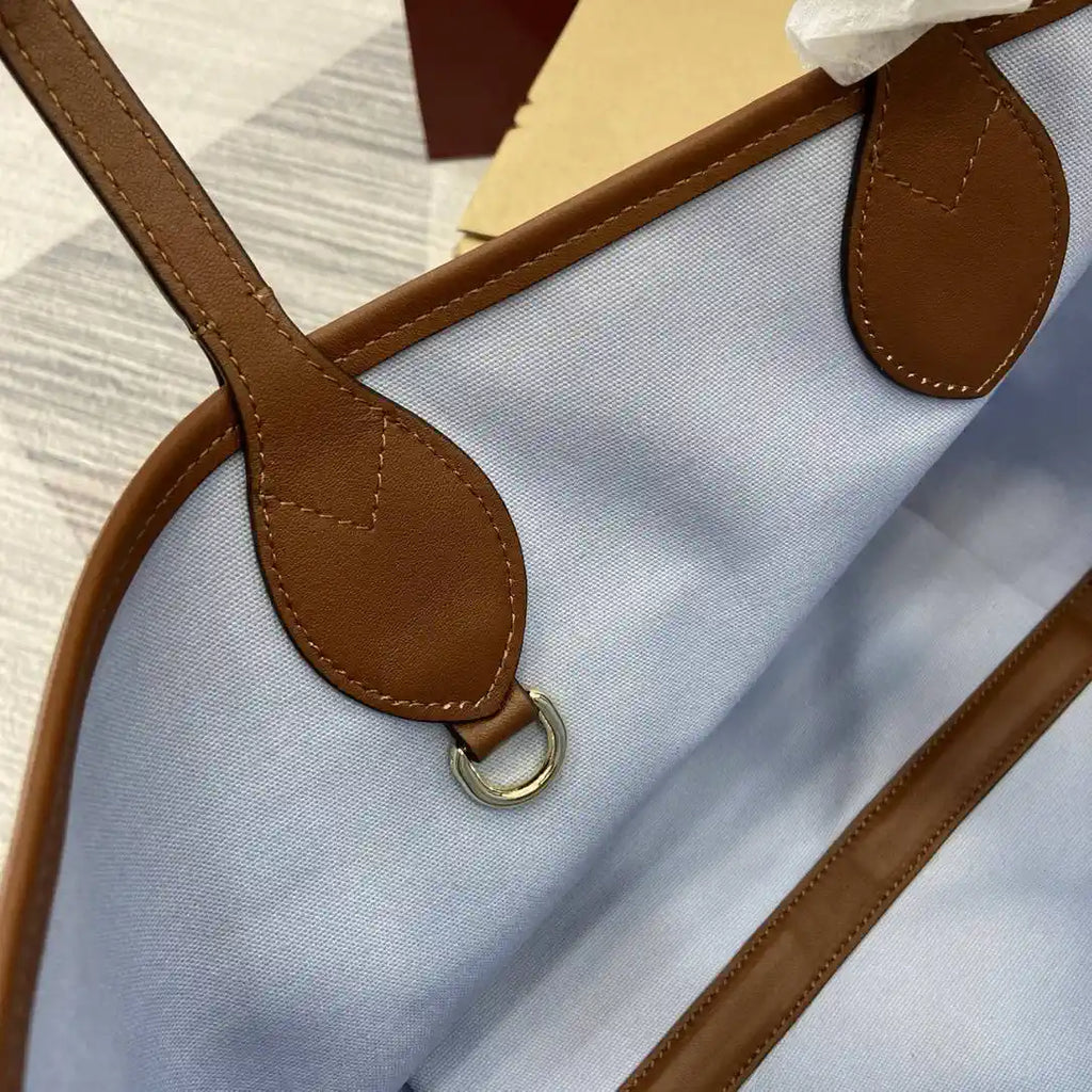 Gucci 820496 Gucci Totissima Small tote bag Blue