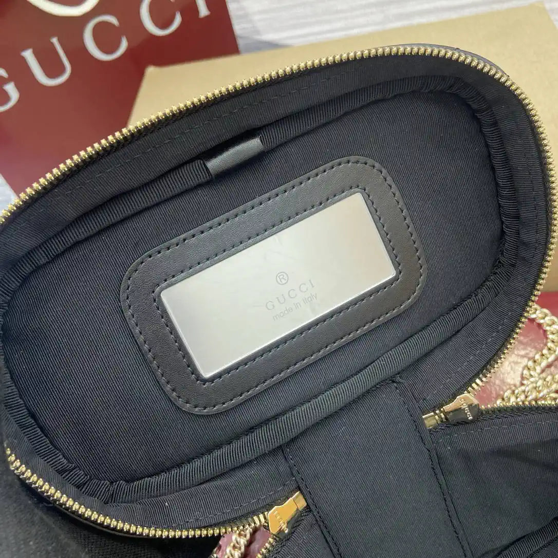 Gucci 837454 GG Marmont mini vanity bag Black