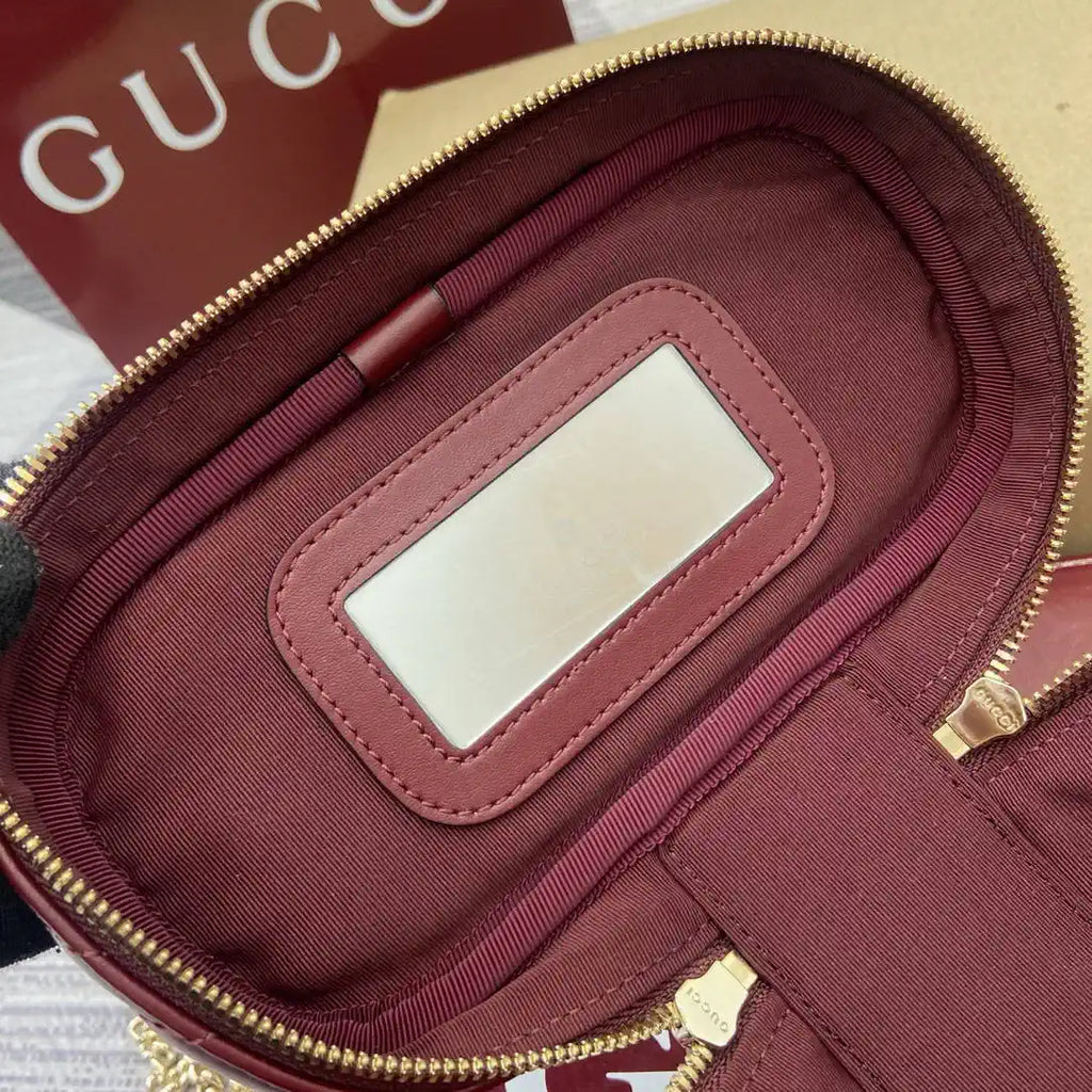 Gucci 837454 GG Marmont mini vanity bag Red