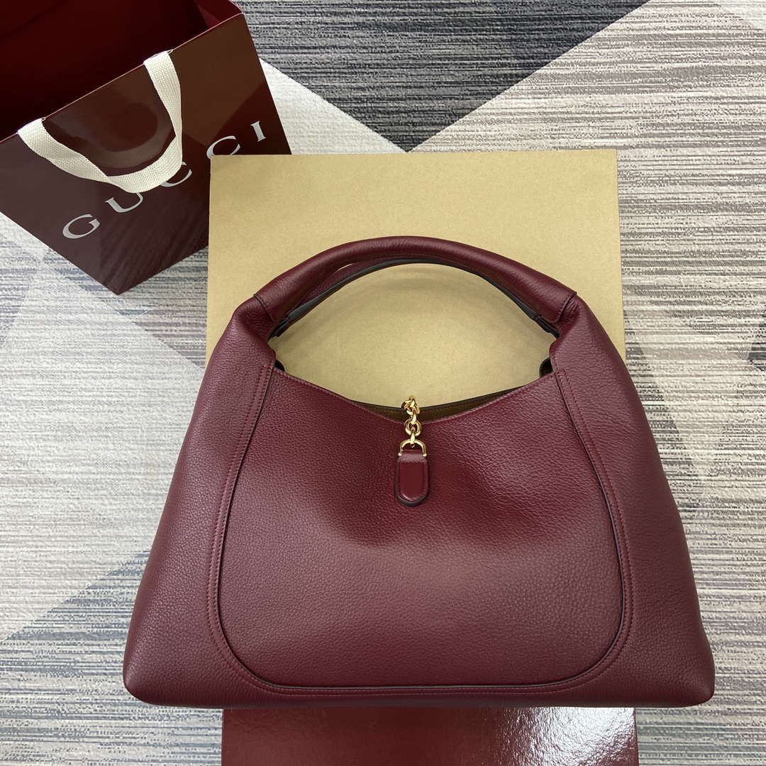 Gucci 837466 Gucci Softbit Maxi Shoulder Bag Ancora Red
