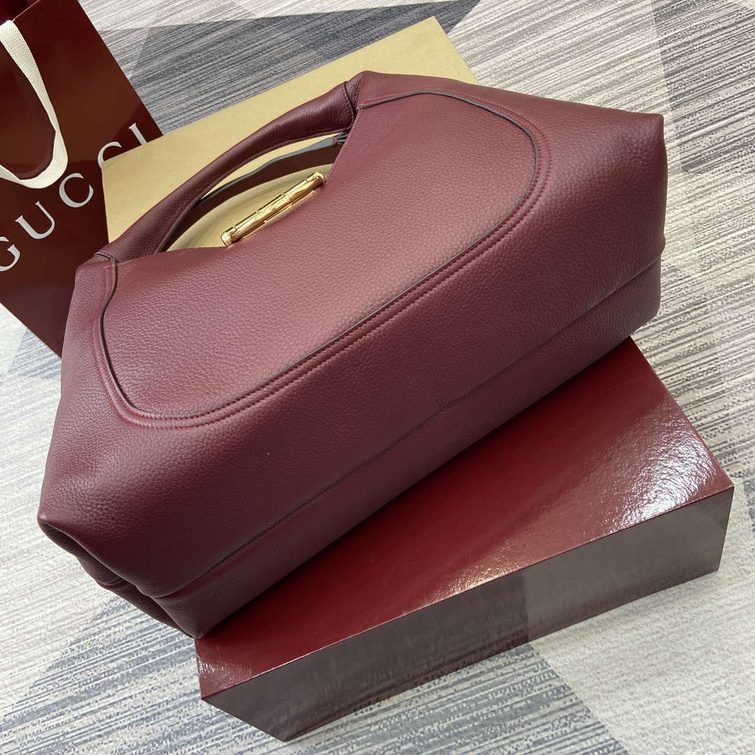 Gucci 837466 Gucci Softbit Maxi Shoulder Bag Ancora Red - Default Title - View 7