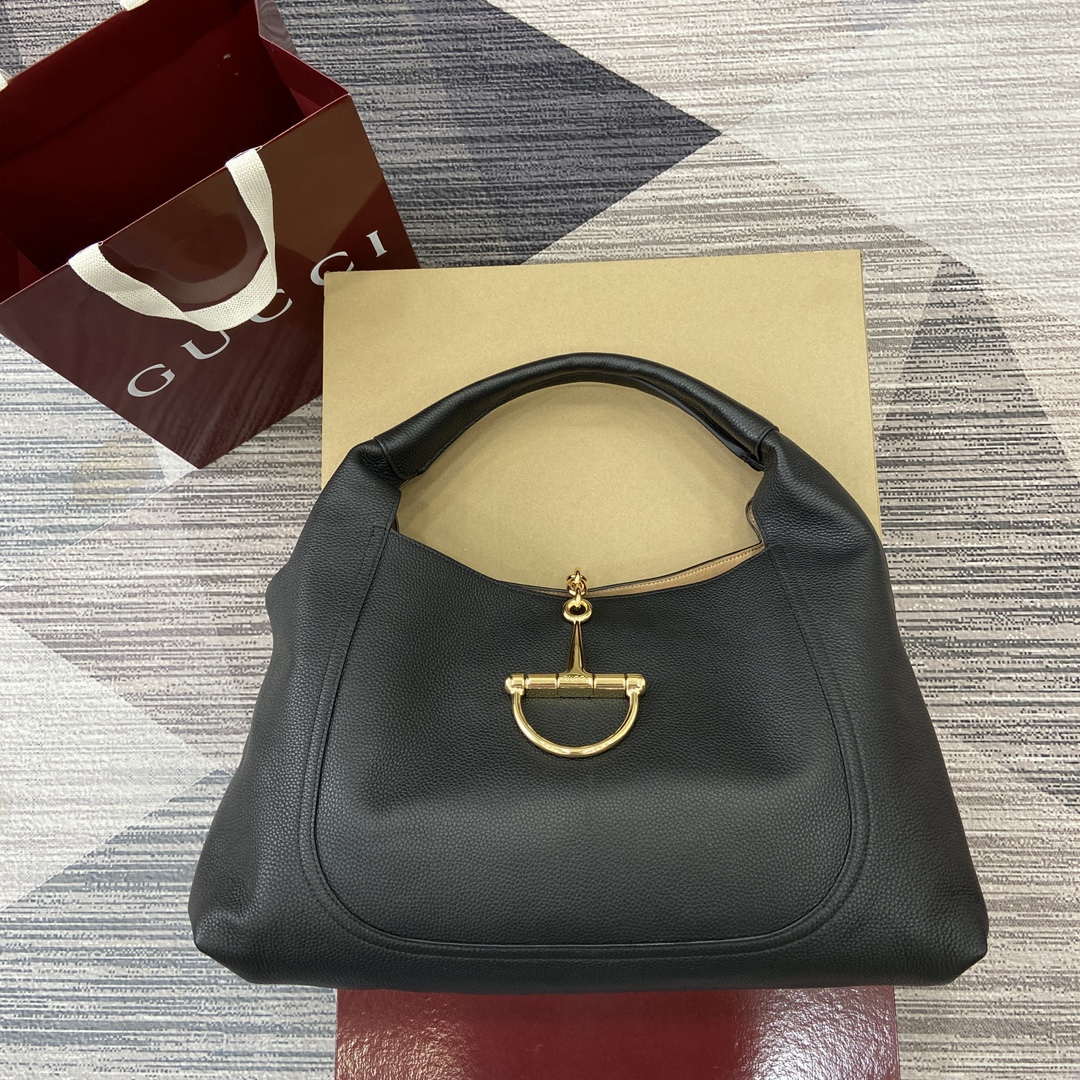 Gucci 837466 Gucci Softbit Maxi Shoulder Bag Black - Default Title - View 1