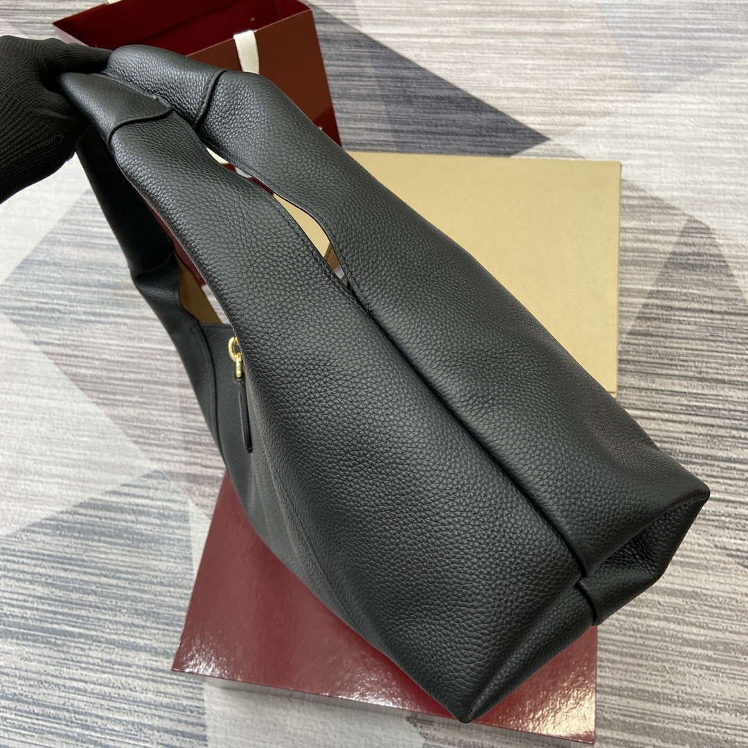 Gucci 837466 Gucci Softbit Maxi Shoulder Bag Black - Default Title - View 7