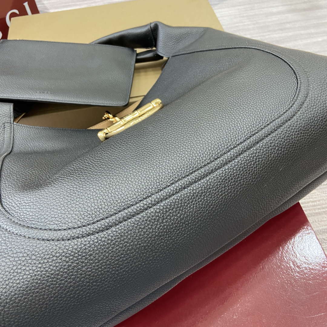 Gucci 837466 Gucci Softbit Maxi Shoulder Bag Black - Default Title - View 8