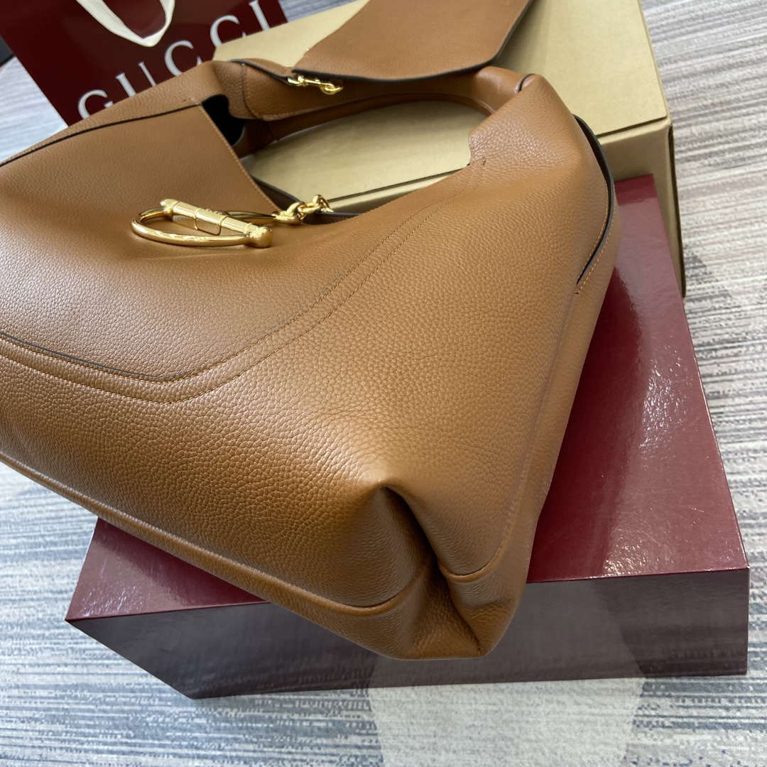 Gucci 837466 Gucci Softbit Maxi Shoulder Bag Brown - Default Title - View 11