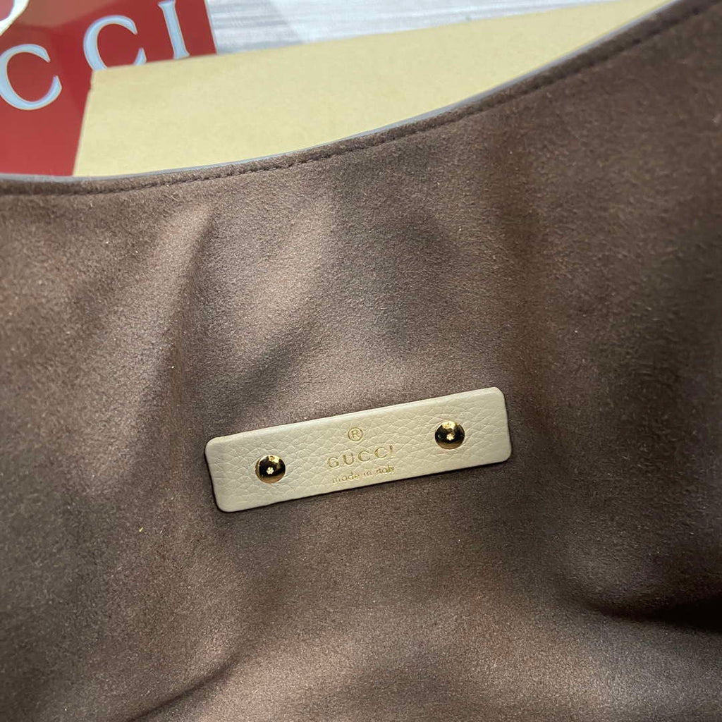 Gucci 837466 Gucci Softbit Maxi Shoulder Bag Taupe grainy