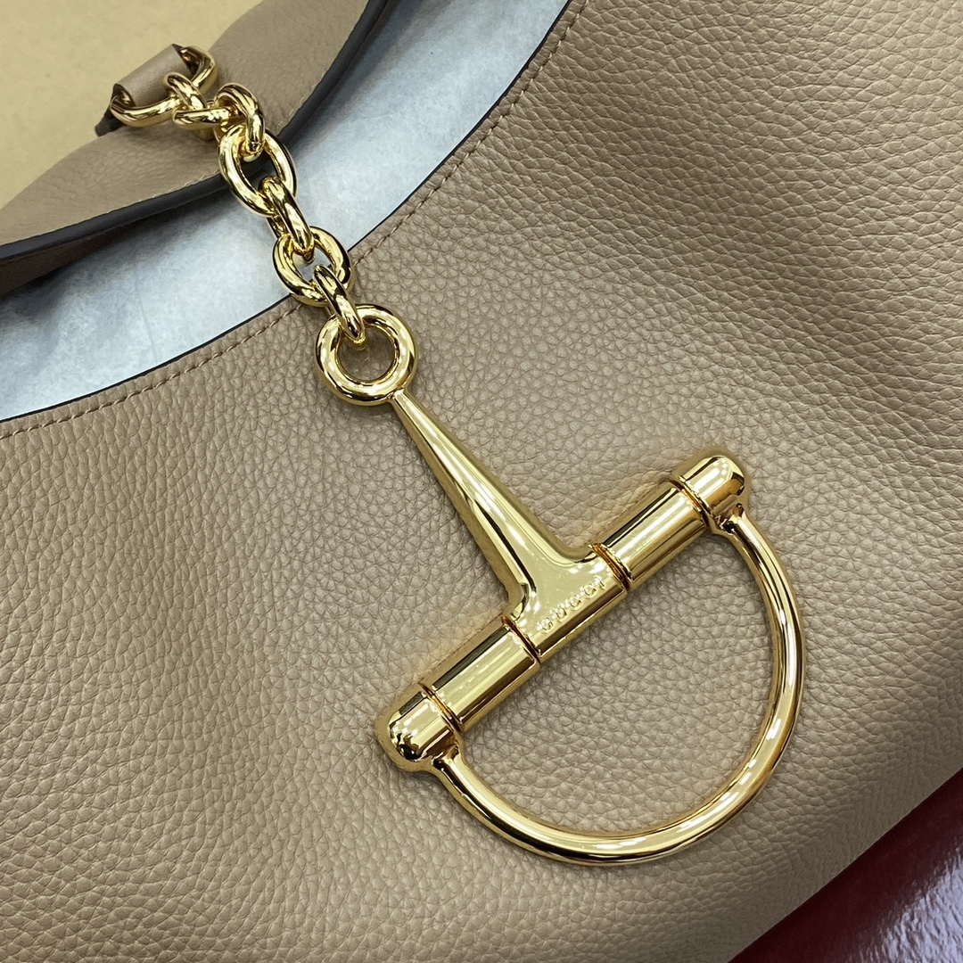 Gucci 837466 Gucci Softbit Maxi Shoulder Bag Taupe grainy - Default Title - View 7
