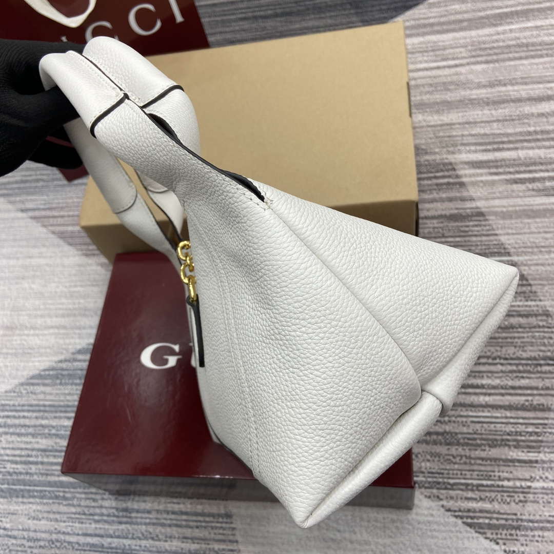 Gucci 837467 Gucci Softbit Medium Top Handle Bag White