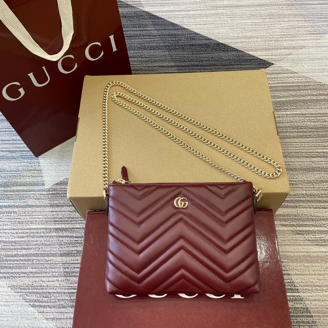 Gucci 837742 GG Marmont Pochette With Chain Bag Red