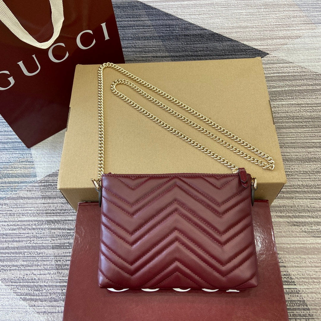 Gucci 837742 GG Marmont Pochette With Chain Bag Red