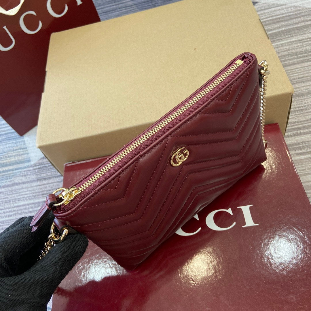 Gucci 837742 GG Marmont Pochette With Chain Bag Red