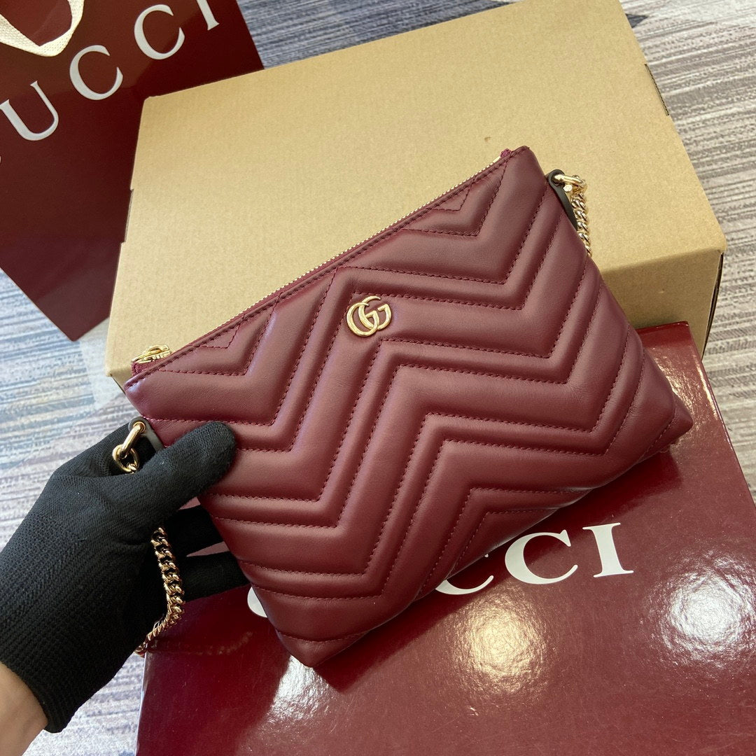 Gucci 837742 GG Marmont Pochette With Chain Bag Red