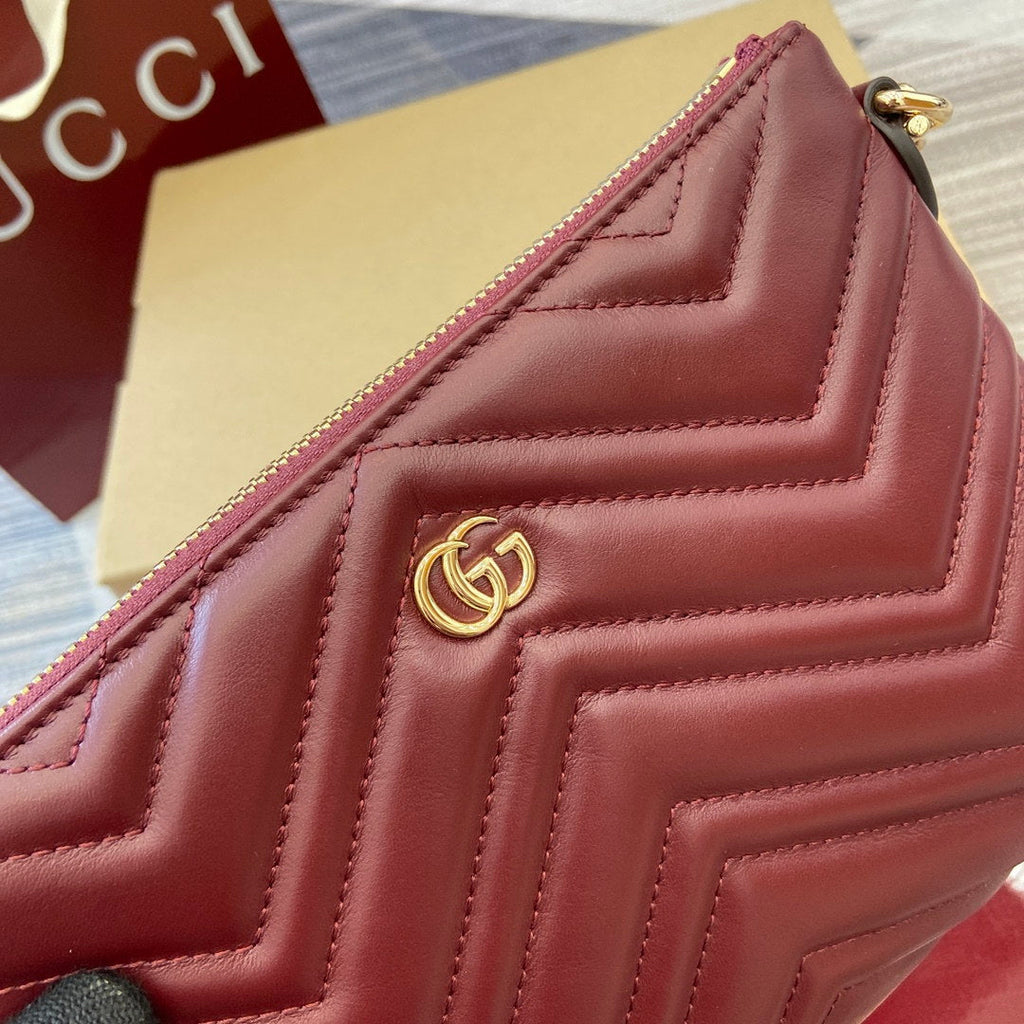 Gucci 837742 GG Marmont Pochette With Chain Bag Red