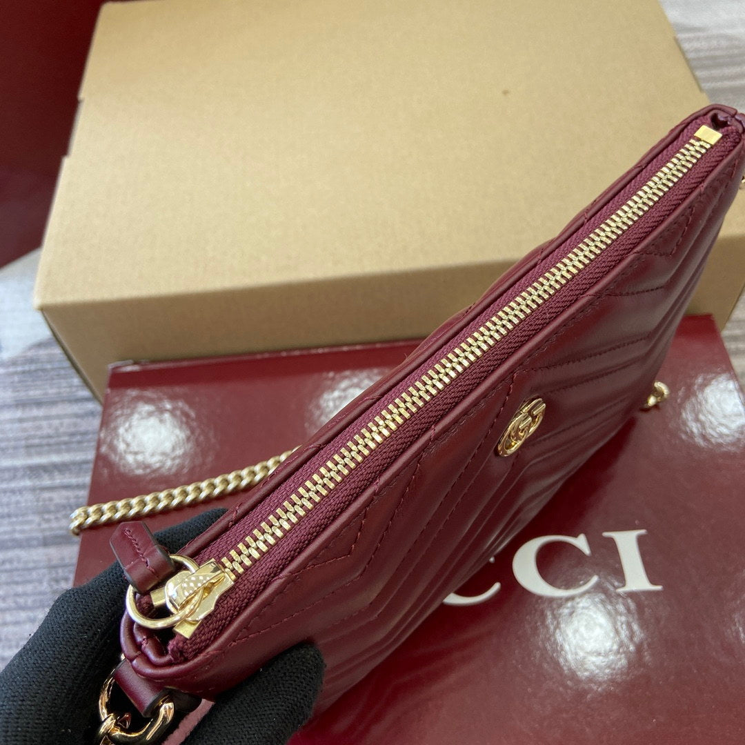 Gucci 837742 GG Marmont Pochette With Chain Bag Red