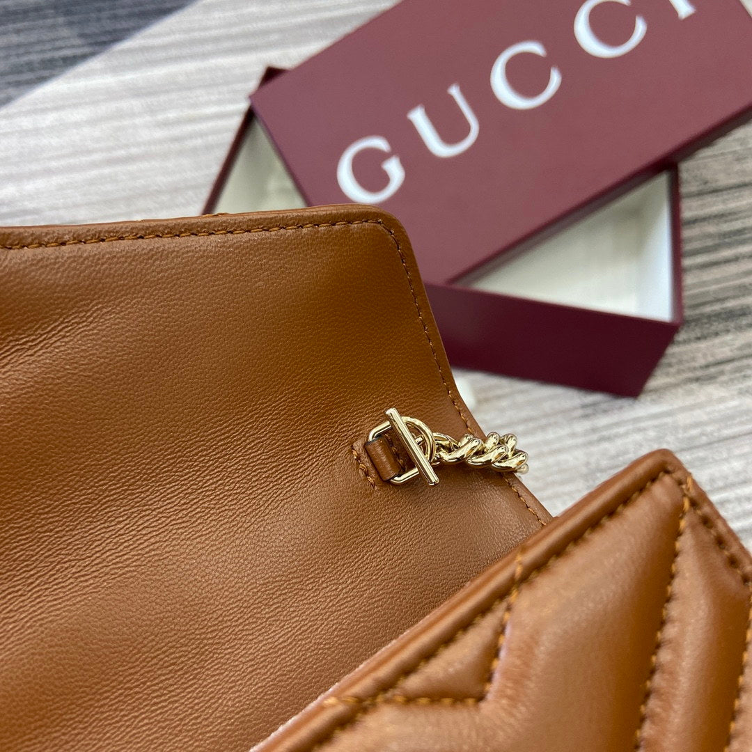 Gucci 837745 GG Marmont Wallet On Chain Brown