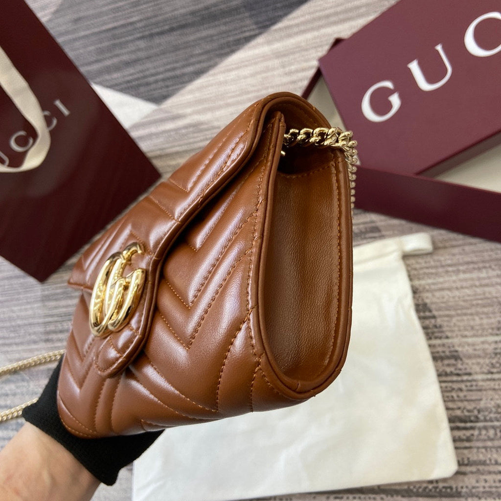 Gucci 837745 GG Marmont Wallet On Chain Brown