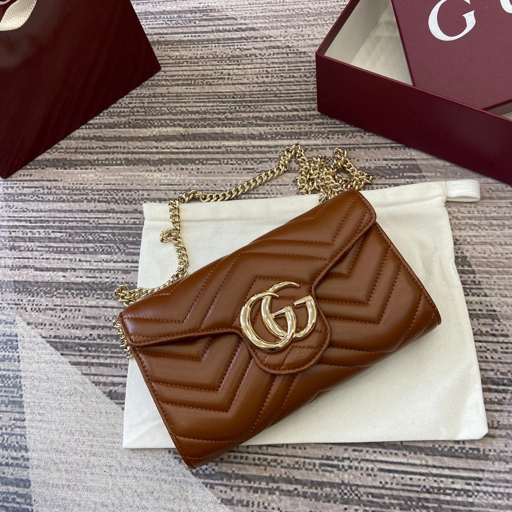 Gucci 837745 GG Marmont Wallet On Chain Brown