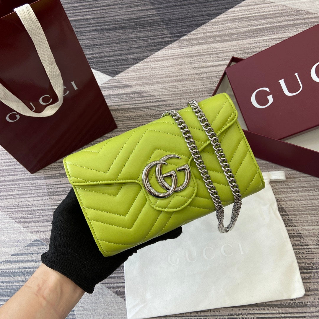 Gucci 837745 GG Marmont Wallet On Chain Green