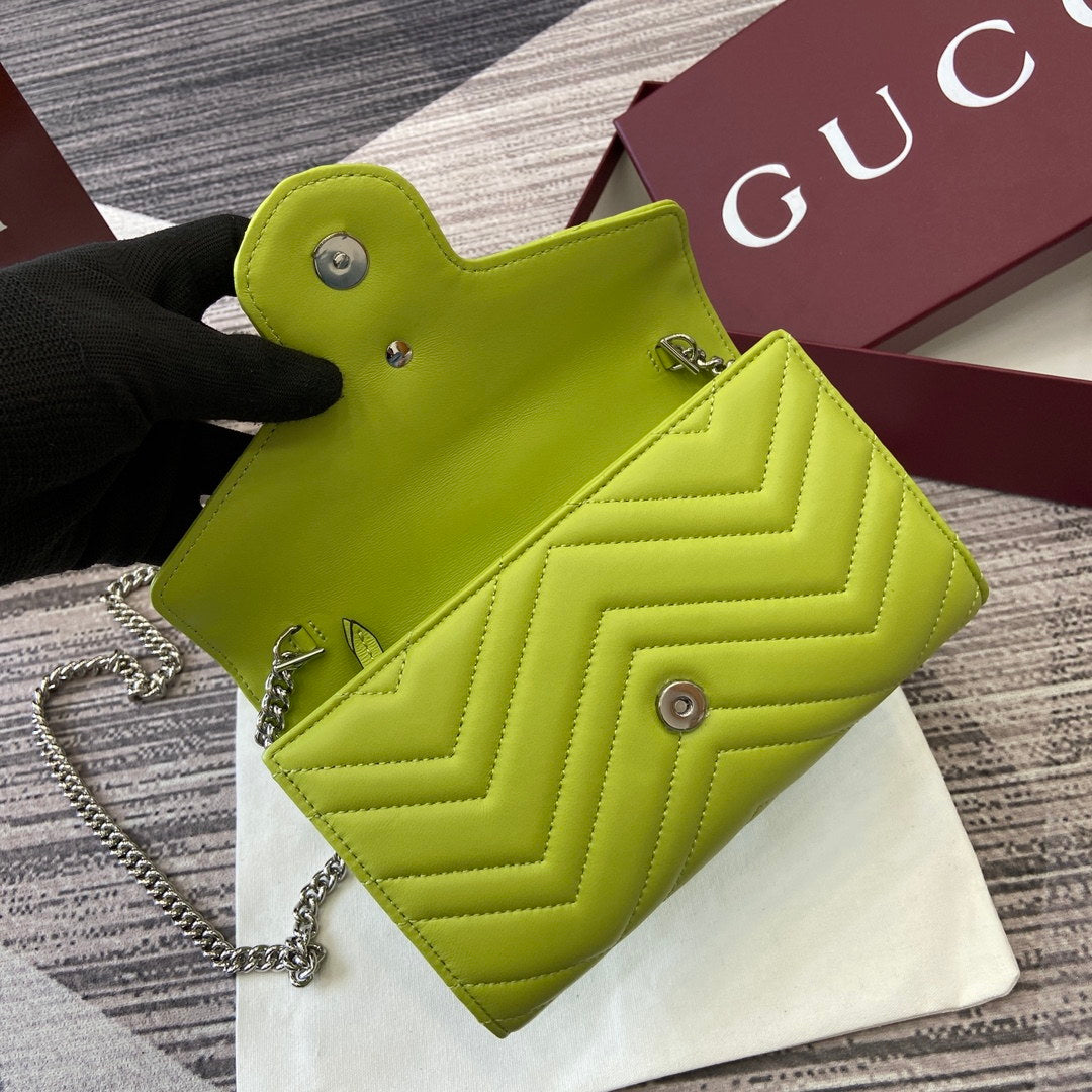 Gucci 837745 GG Marmont Wallet On Chain Green