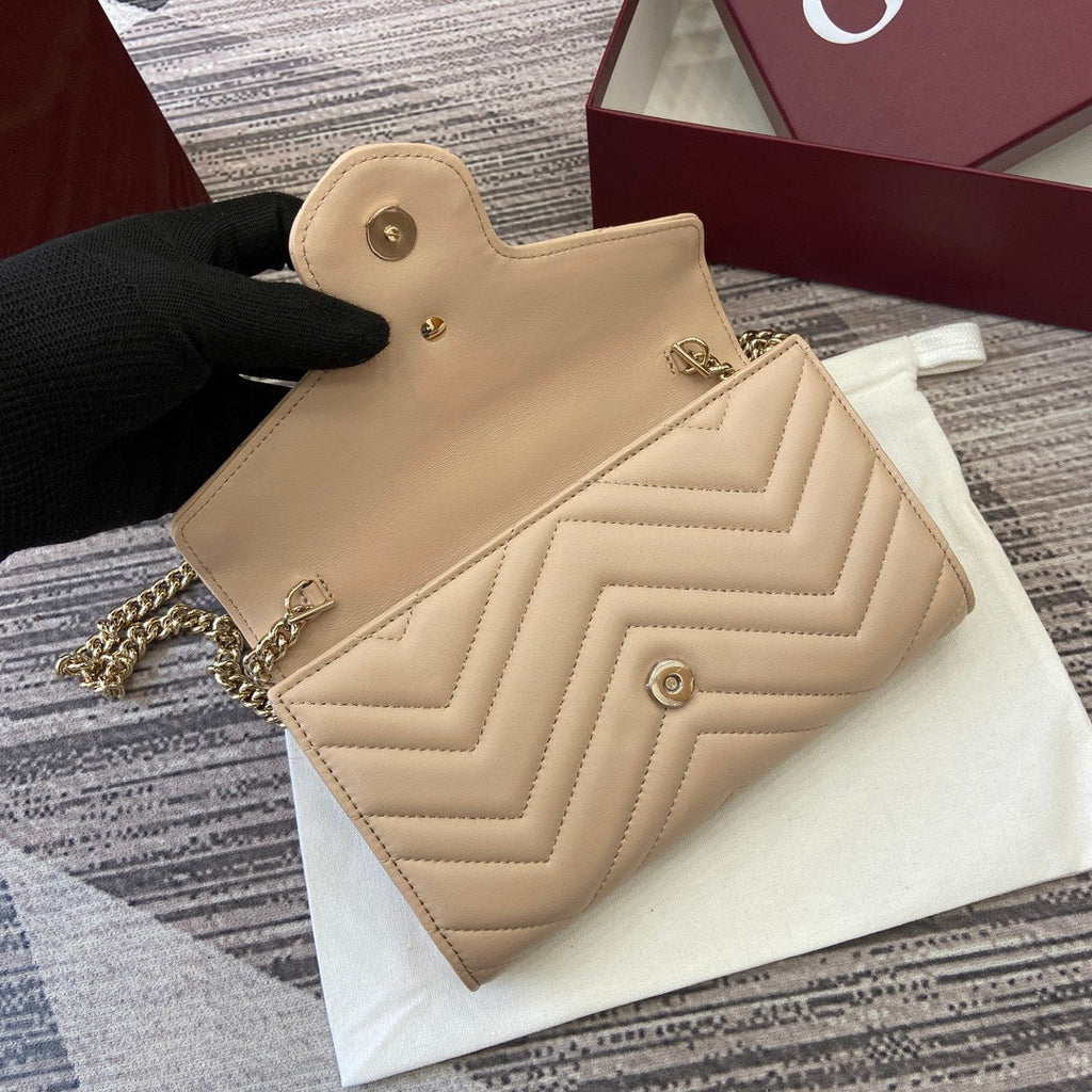 Gucci 837745 GG Marmont Wallet On Chain Light Pink