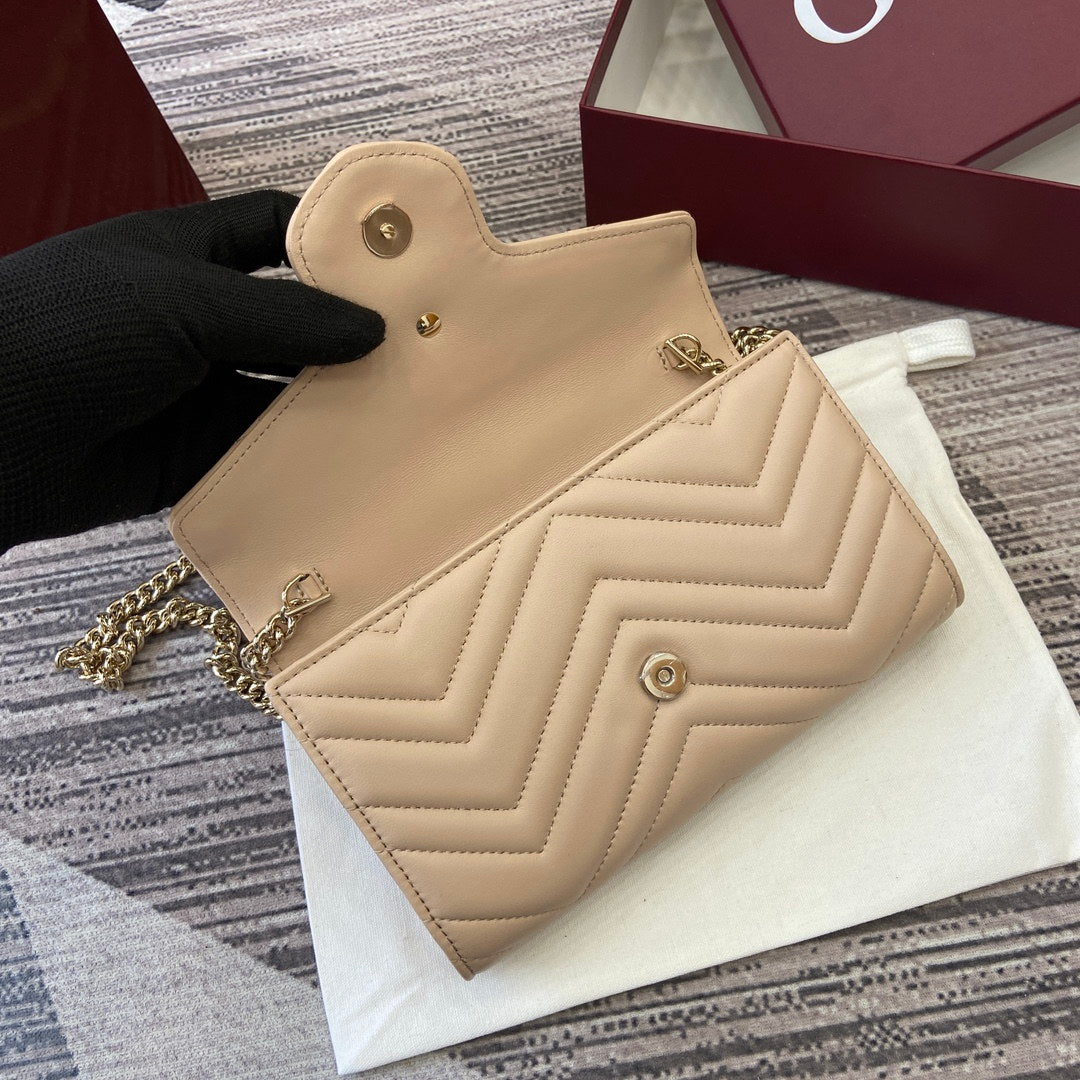 Gucci 837745 GG Marmont Wallet On Chain Light Pink