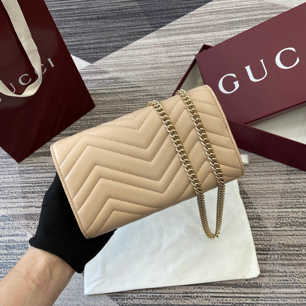 Gucci 837745 GG Marmont Wallet On Chain Light Pink