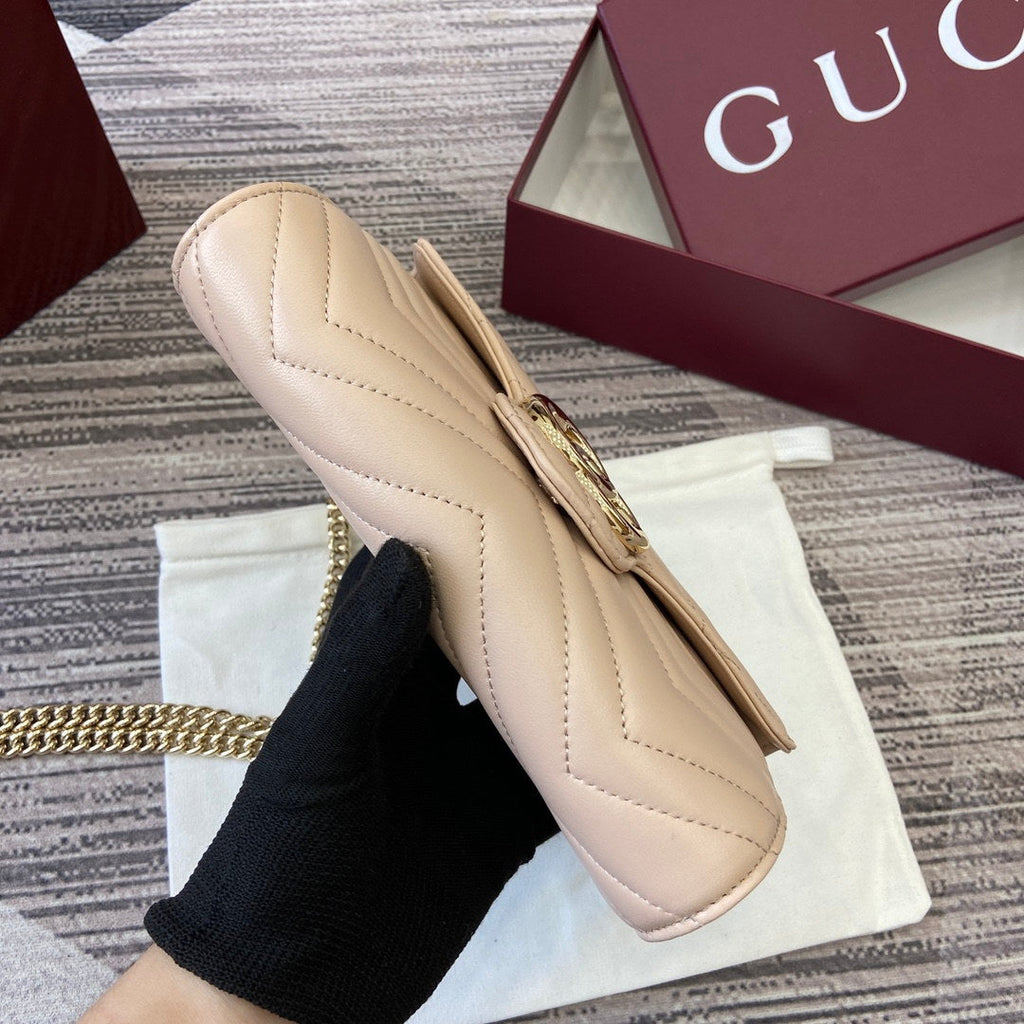 Gucci 837745 GG Marmont Wallet On Chain Light Pink