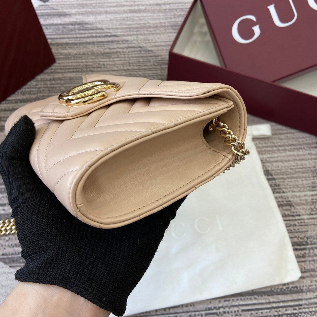 Gucci 837745 GG Marmont Wallet On Chain Light Pink