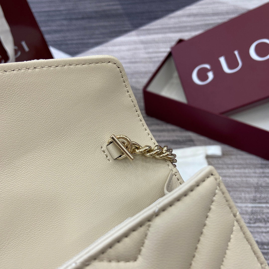 Gucci 837745 GG Marmont Wallet On Chain White