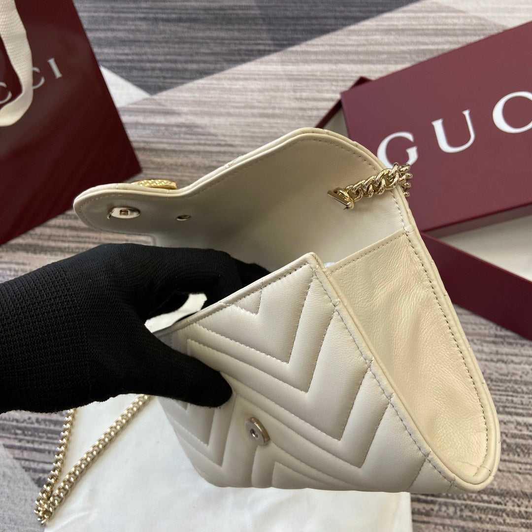 Gucci 837745 GG Marmont Wallet On Chain White