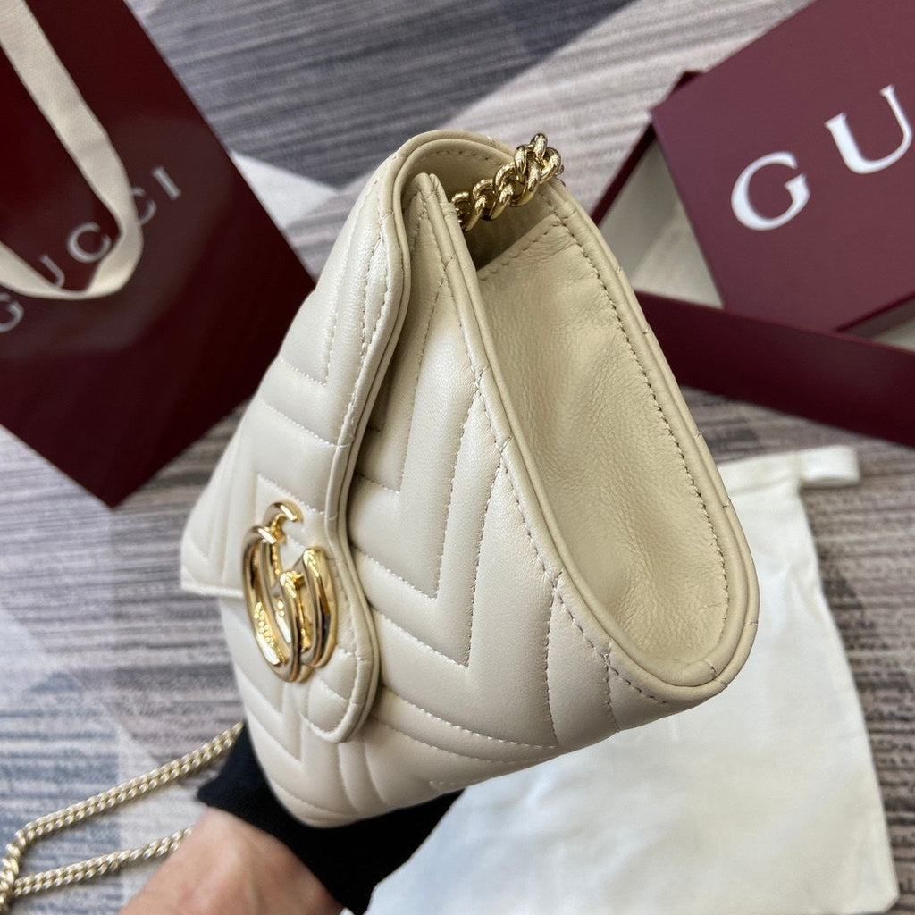 Gucci 837745 GG Marmont Wallet On Chain White