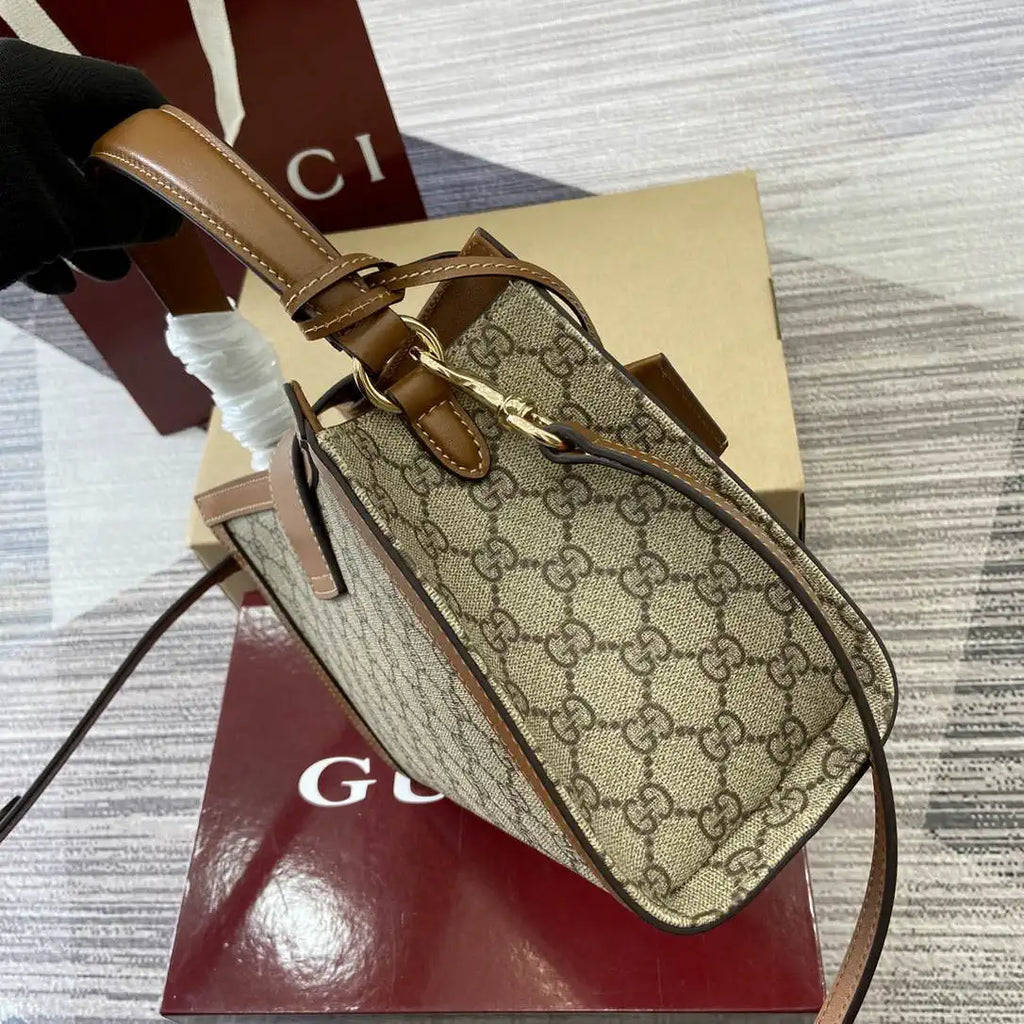 Gucci 838992 Padlock medium top handle bag beige and brown GG fabric