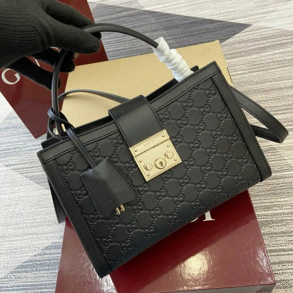 Gucci 838992 Padlock medium top handle bag  black GG leather