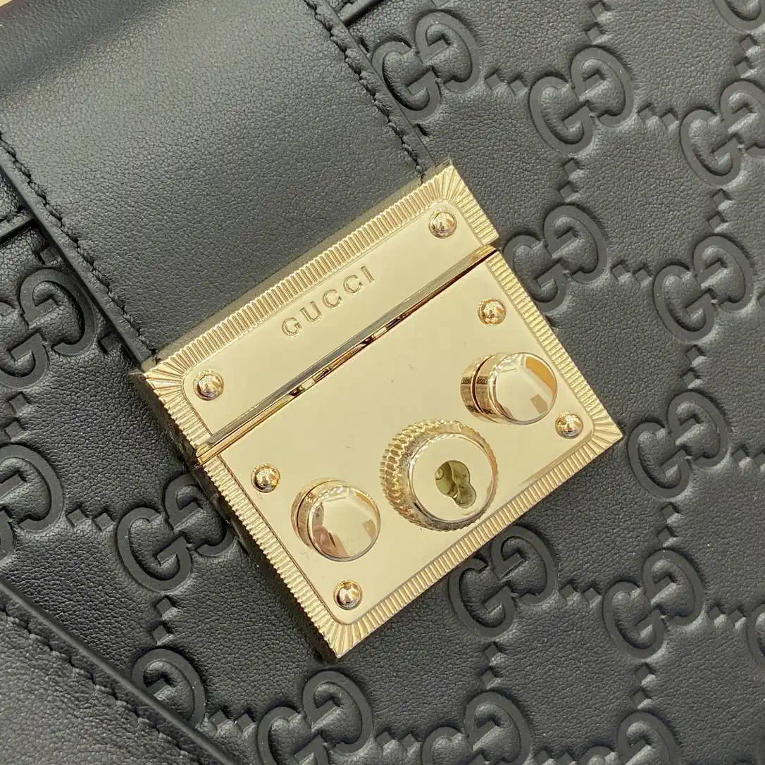 Gucci 838992 Padlock medium top handle bag  black GG leather