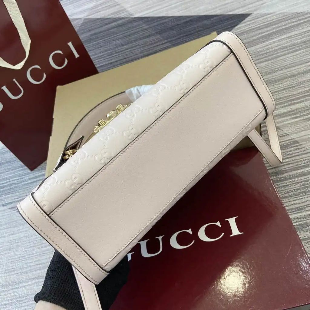 Gucci 838992 Padlock medium top handle bag Lithg Pink GG leather