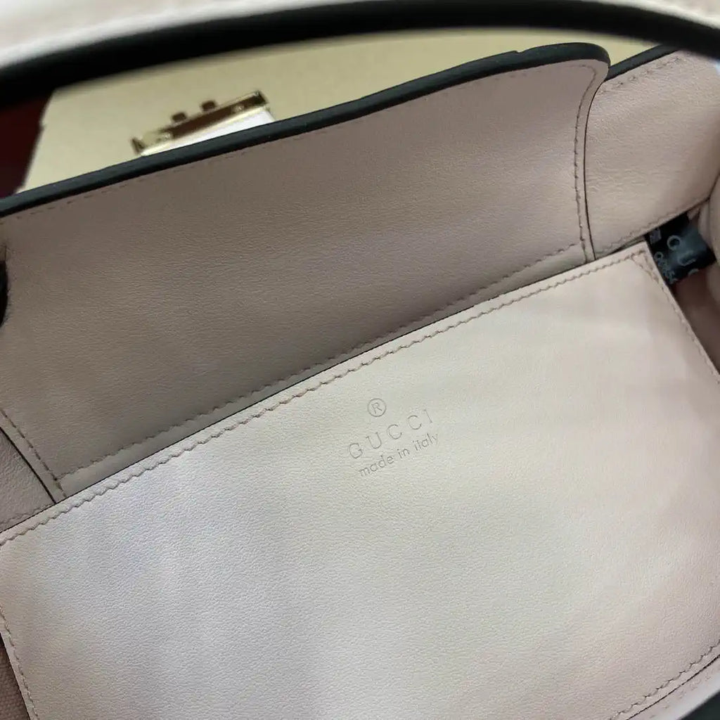 Gucci 838992 Padlock medium top handle bag Lithg Pink GG leather