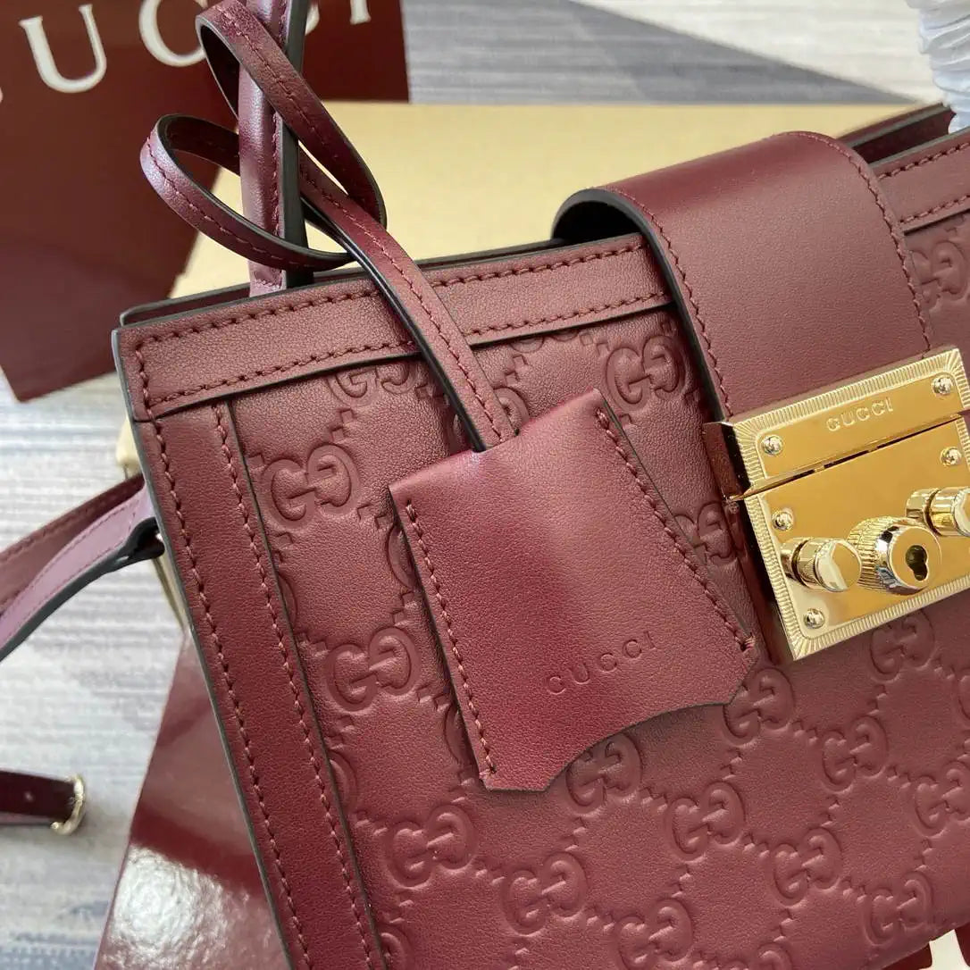 Gucci 838992 Padlock medium top handle bag  Red GG leather