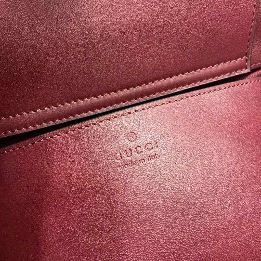 Gucci 838992 Padlock medium top handle bag  Red GG leather
