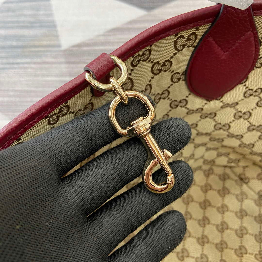 Gucci 839112 Gucci Totissima Large Reversible Tote Bag Red
