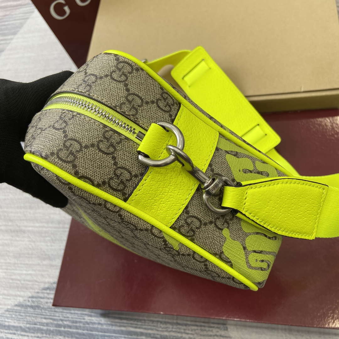 Gucci 839380 Medium Crossbody Bag With Print Acid green
