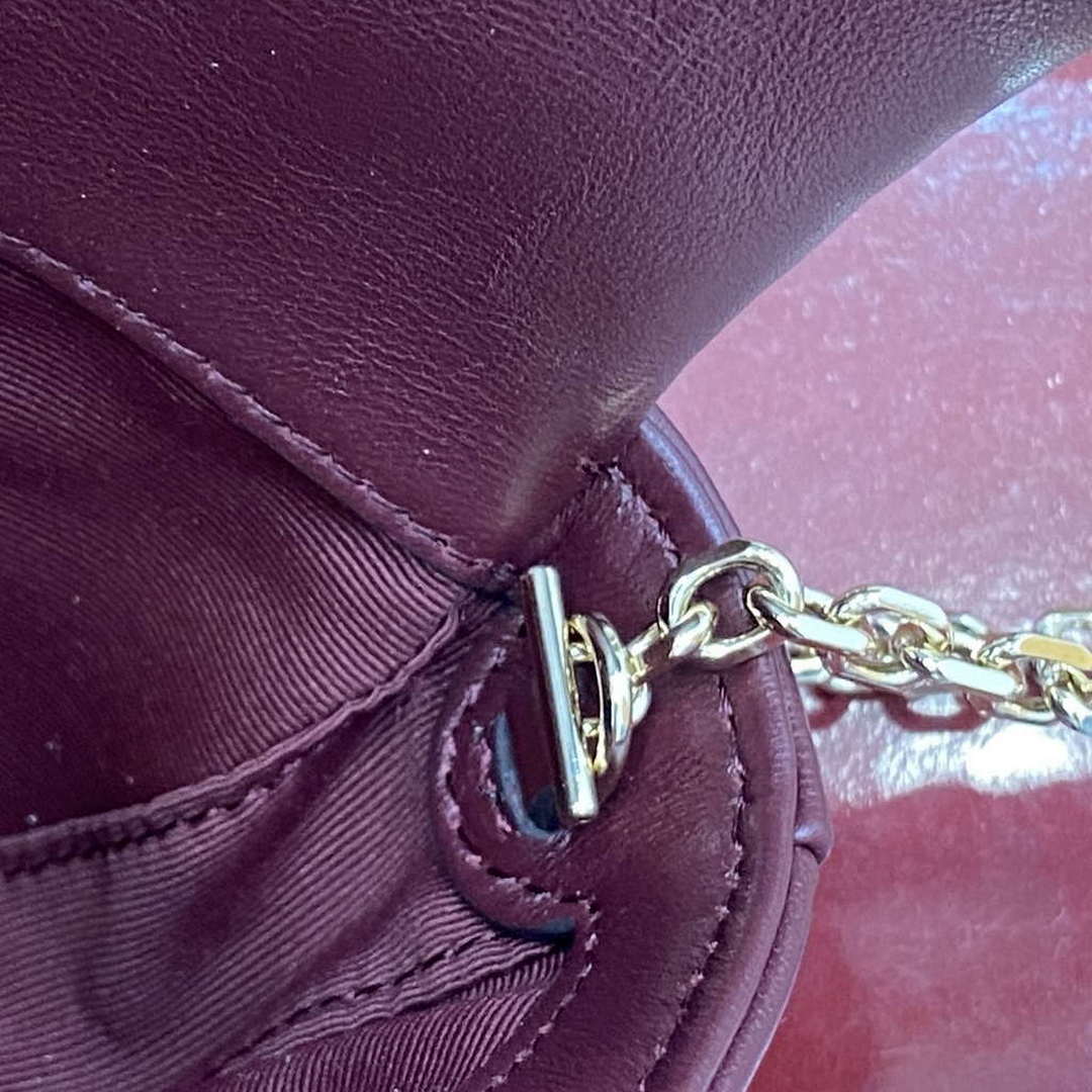 Gucci 841290 GG Marmont Mini Shoulder Bag Ancora red - Default Title - View 10