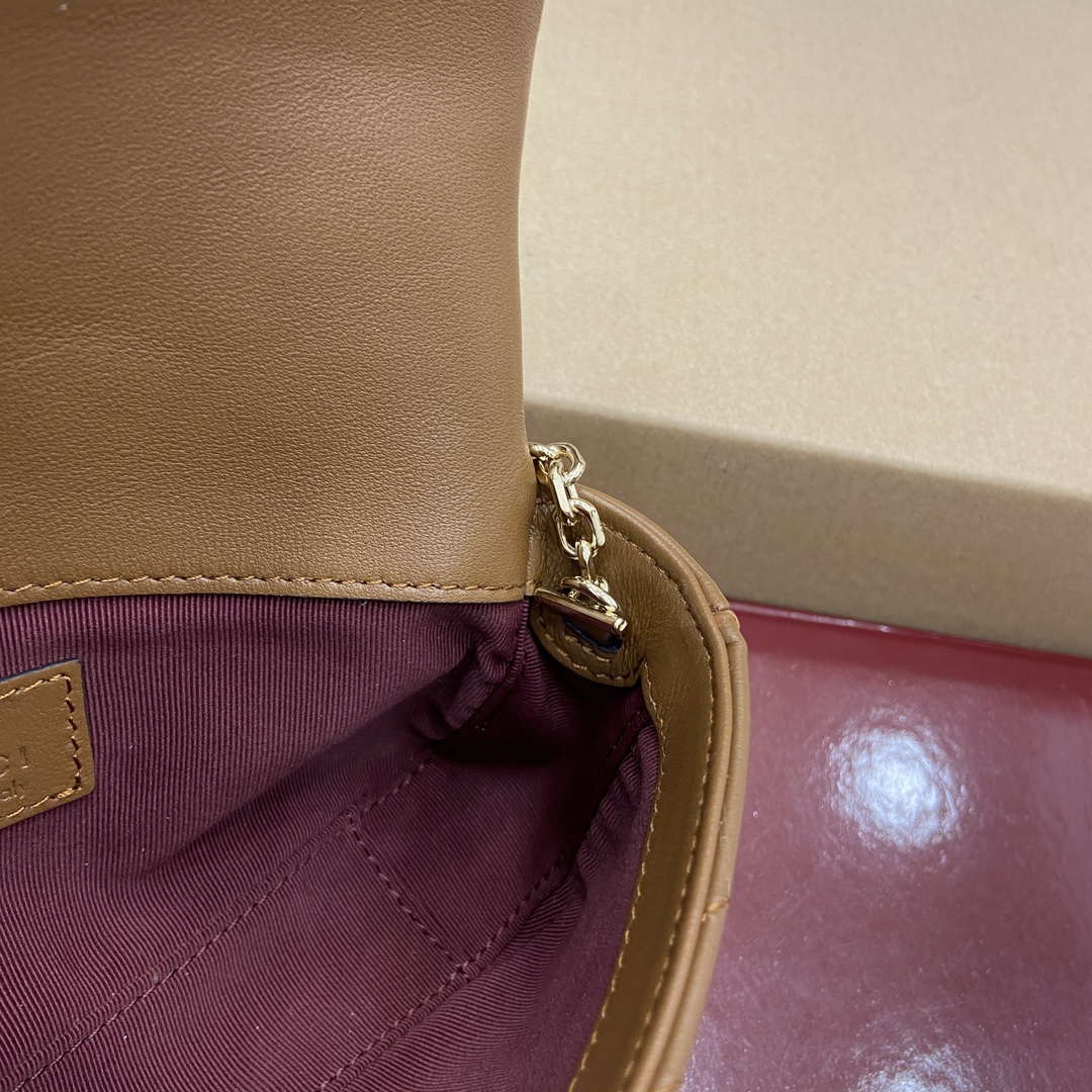Gucci 841290 GG Marmont Mini Shoulder Bag Brown
